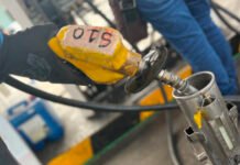 084405Seis bombas de combustíveis são interditadas pelo ITPS em Sergipe084405